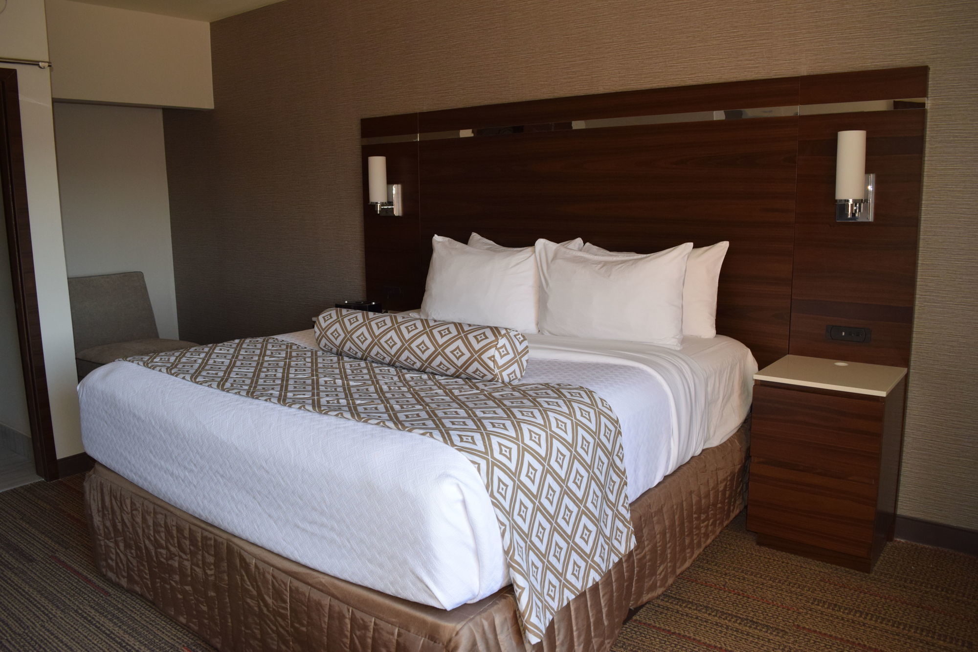 Four Points By Sheraton Detroit Novi Pokoj fotografie