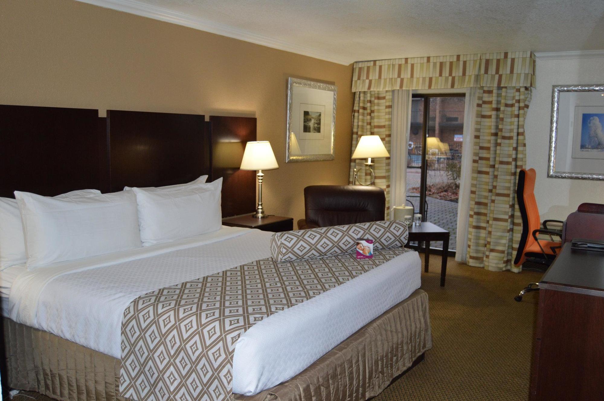Four Points By Sheraton Detroit Novi Pokoj fotografie